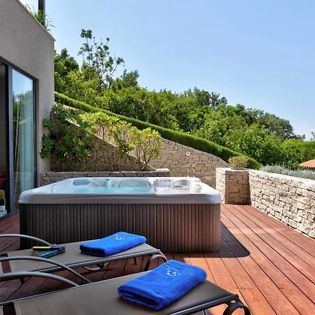 Radman كورتْشولا